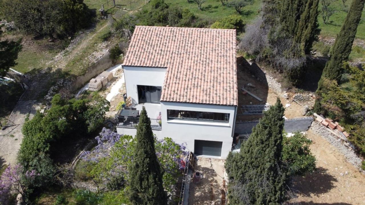 Proche Lac Du Salagou, Chambre Agreable Avec Salle D'Eau Et Wc Prive Lacoste  Exterior photo